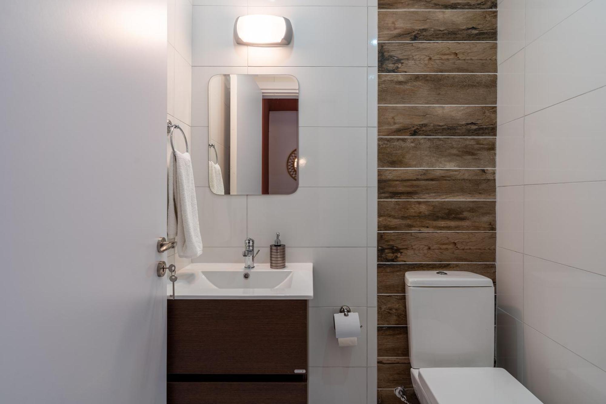 Arion 1-Bedroom Apartment In Larnaca Exterior photo